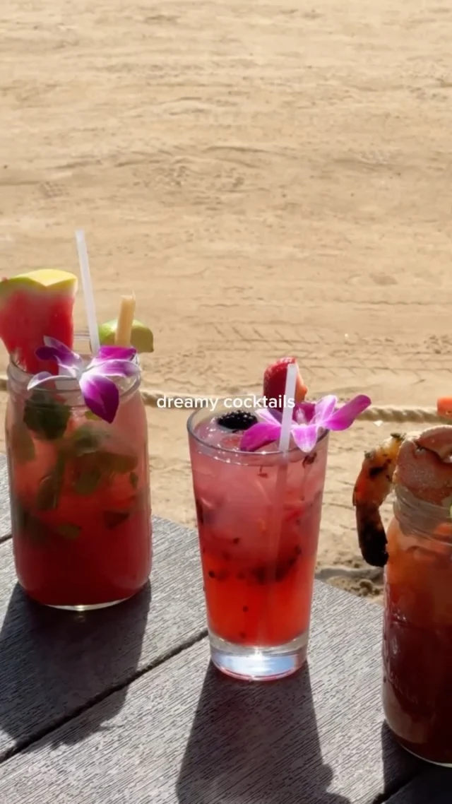 5 special things you can only experience at The Beachcomber 🤍🌊

What’s your favorite aspect of The Beachcomber? 

#BeachcomberCafe #NewportBeach #OceanfrontDining #OceanfrontRestaurant #BreakfastNewportBeach #BestBreakfast